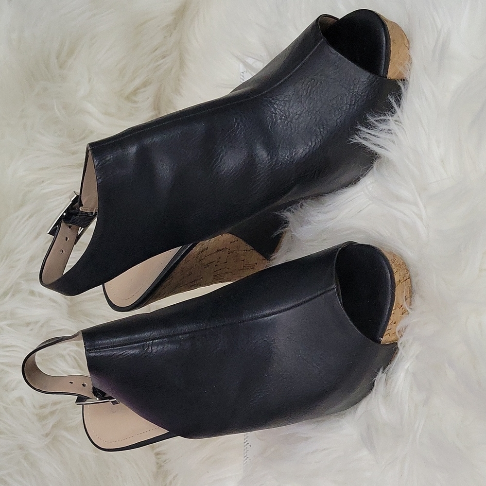 Charles by Charles David Black Cork wedges sz. 9; 4in heel. Gently used 🌹